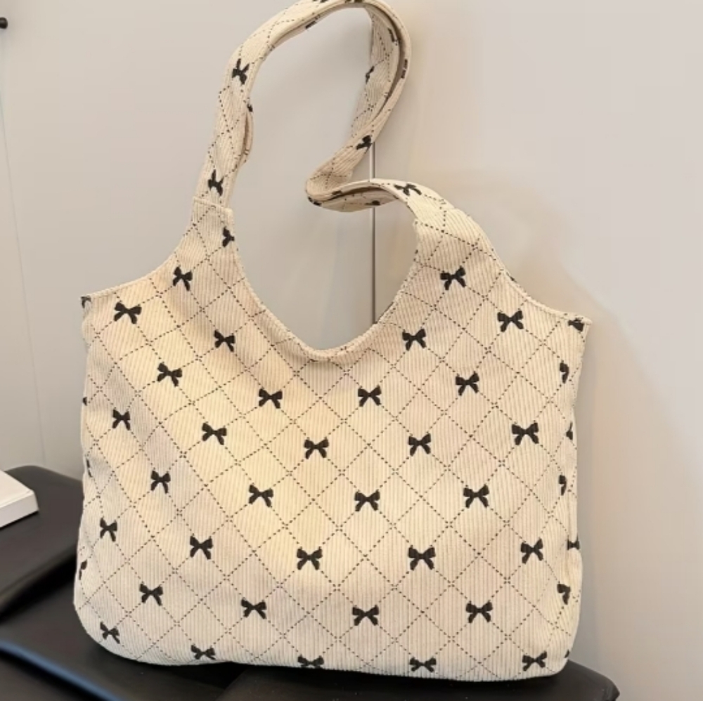 Bow 🎀  Corduroy Bag (Cream /Black 🖤) - Picture 2 of 3